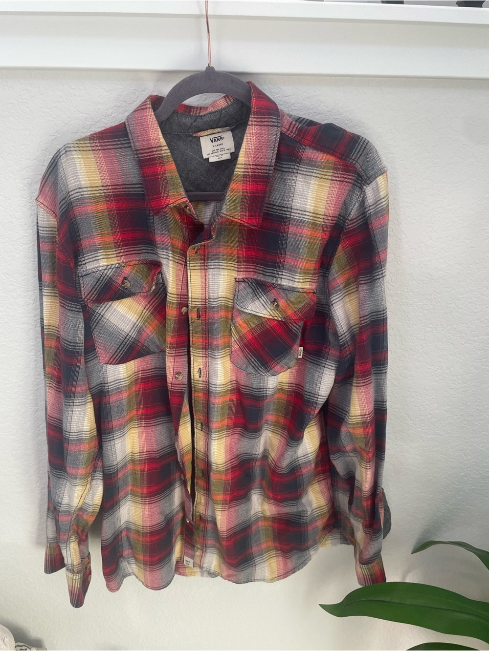 Vans plaid flannel button up shirt double chest pocket XL